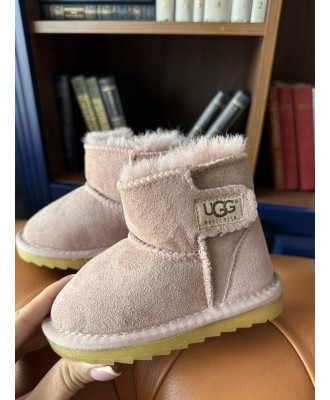 Дитячі уггі пудрова замша UGG